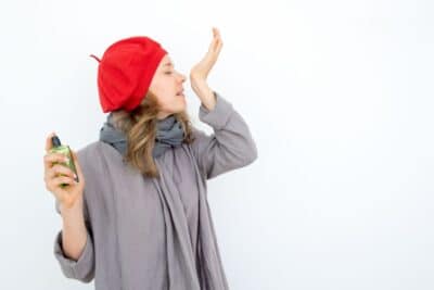 Top 11 perfumes de mujer irresistibles que conquistan con su aroma y elegancia