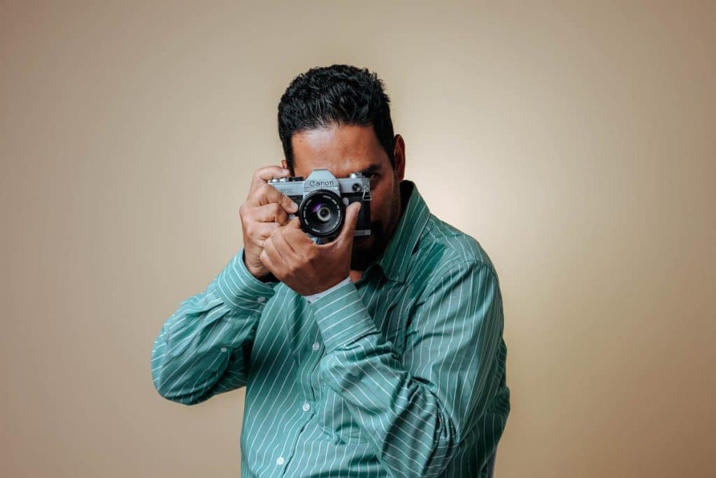 camara vintage estudio fotografico Cámara vintage en estudio fotográfico