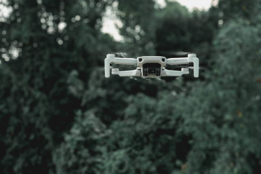 Dron con cámara infrarroja y GPS